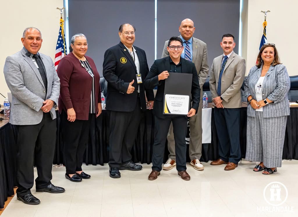 We Can Change IT community recognition photo featuring students and program participants.